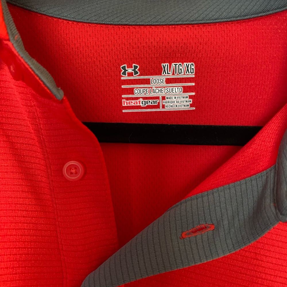 Mens short sleeve under armor polo